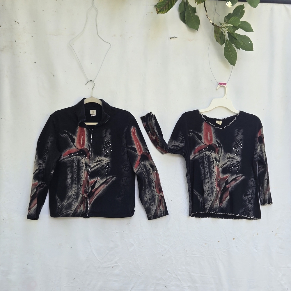 VINTAGE JESS & JANE Stylish Black and Red‎ Women's Sweater